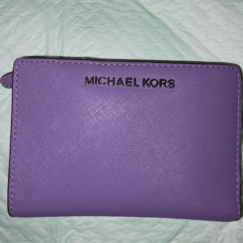 Michael Kors Lavender Card Holder